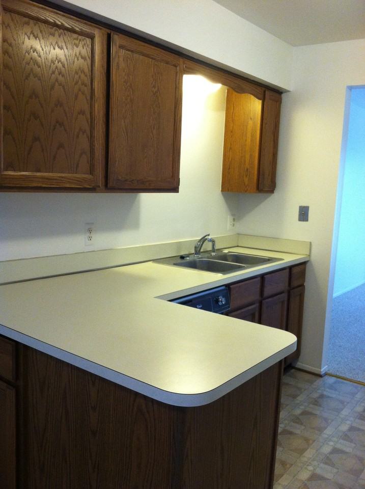 57215 Beaconsfield Rd - Photo 2 of 10