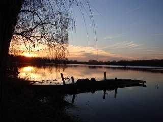 2705 Lakeview Dr - Photo 2 of 11