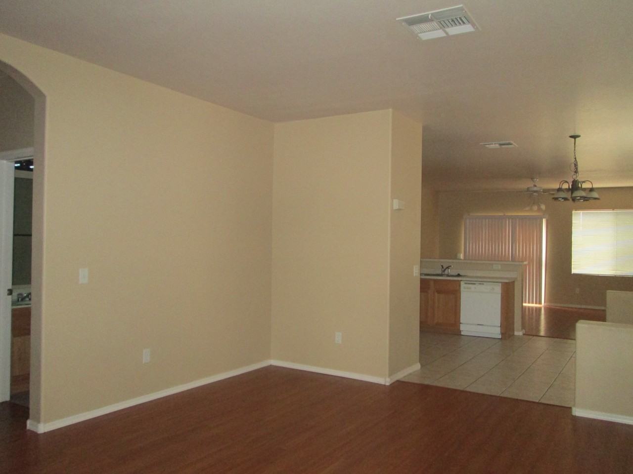 8720 E Knowles Ave - Photo 3 of 25