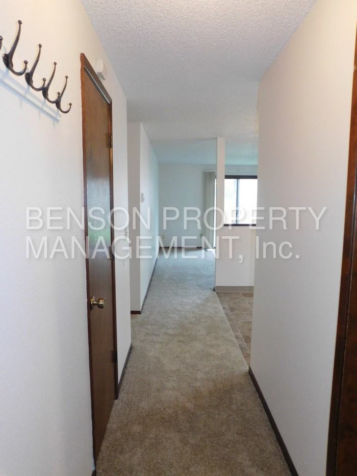 219 SE Sweetbriar Ln - Photo 3 of 19