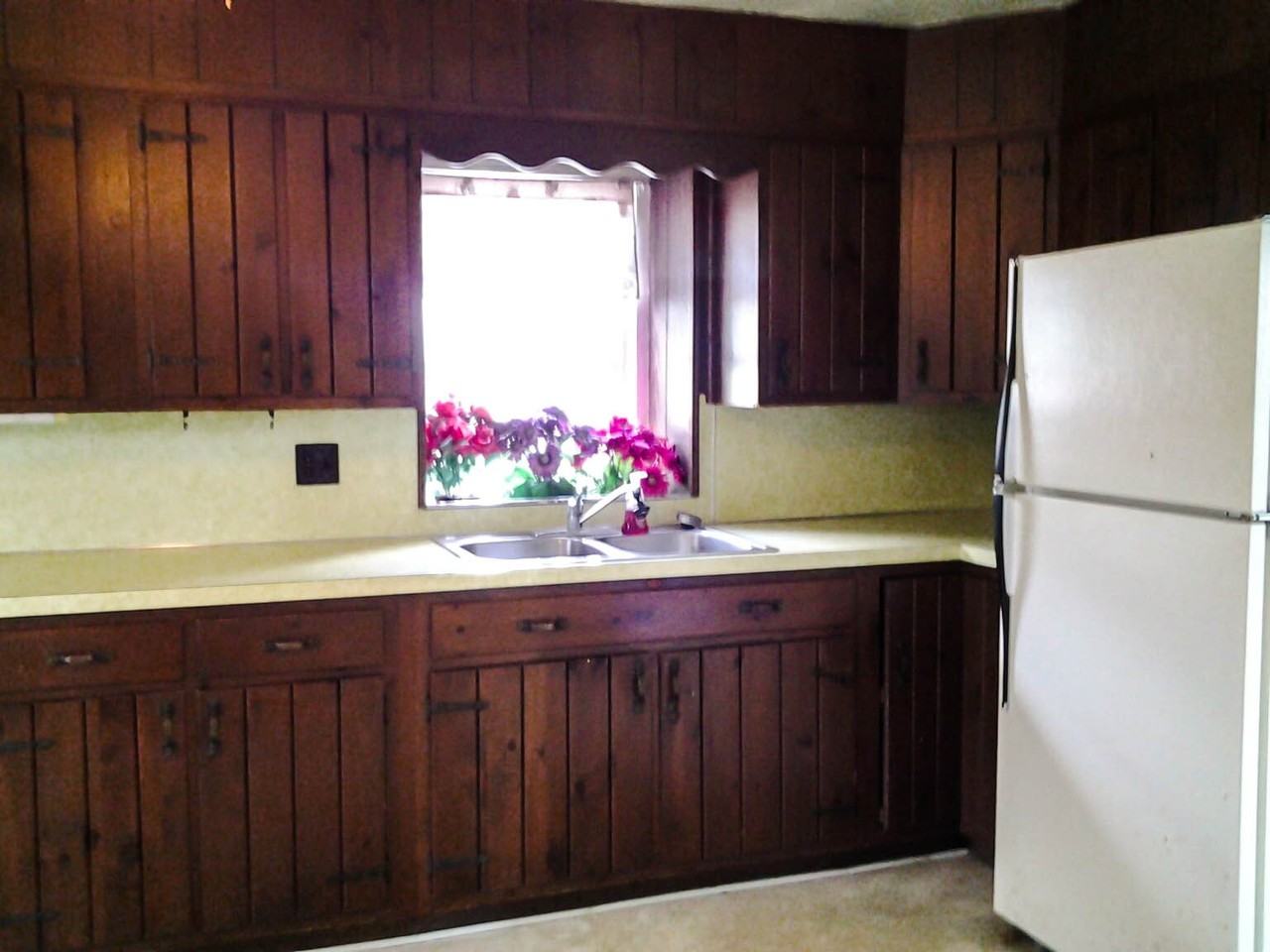 925 Georgetown Rd - Photo 3 of 10