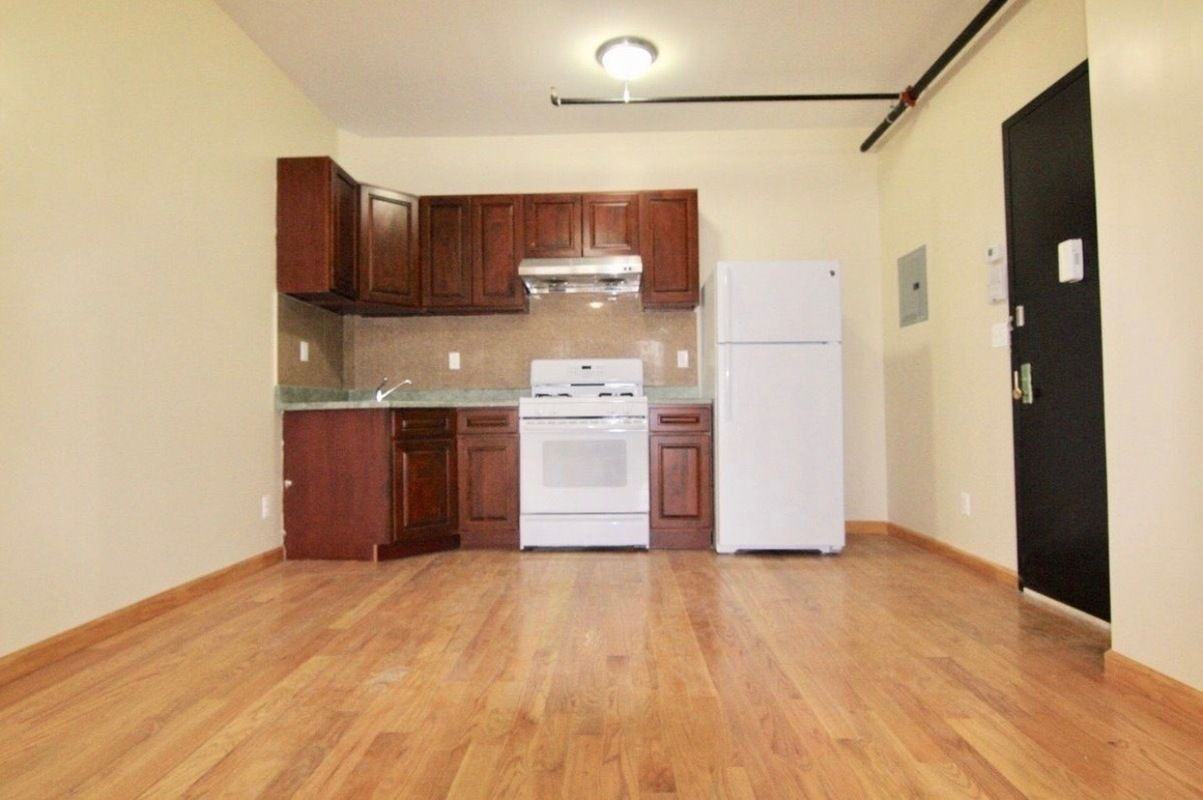 1612 Nostrand Avenue #7