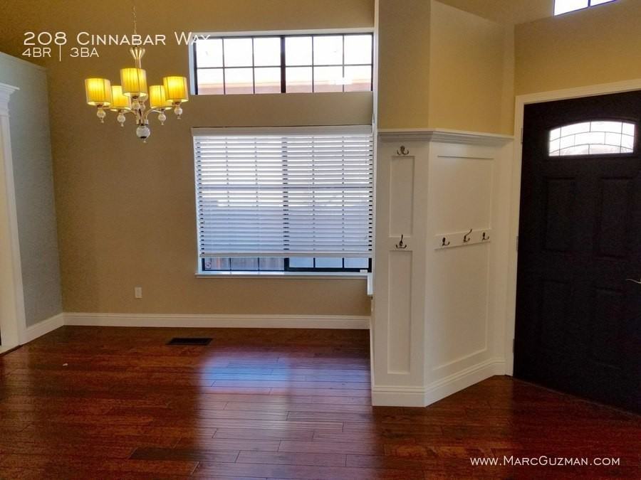 208 Cinnabar Way - Photo 3 of 14