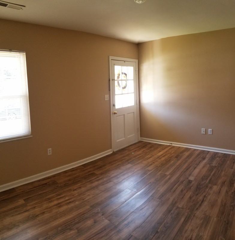 88 Lees Creek Rd - Photo 2 of 20