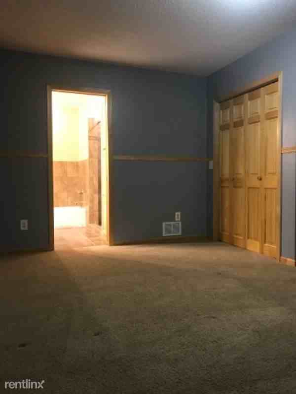 460 XXX Meadow Rose Ct - Photo 3 of 11