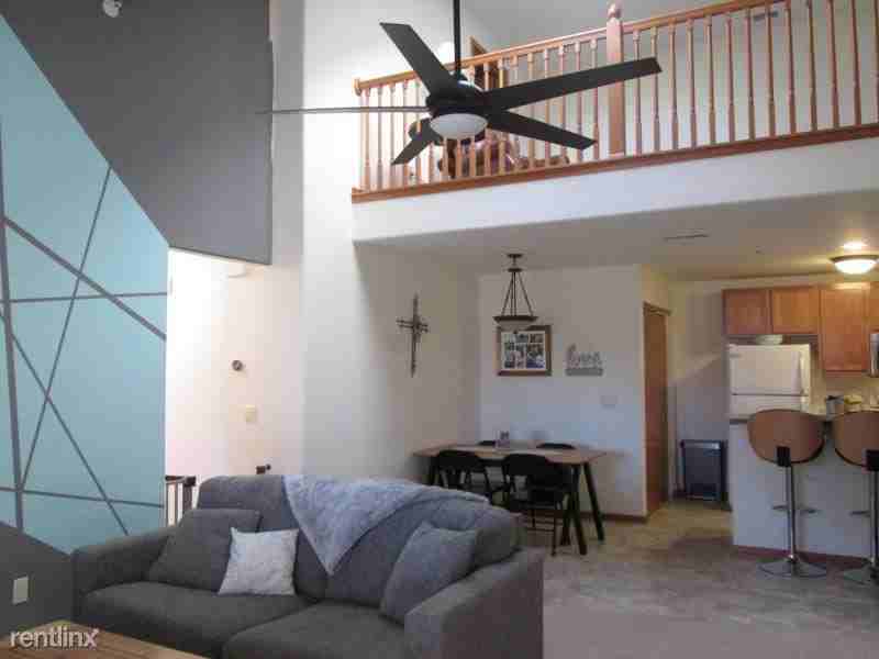 2933 W Drexel Ave - Photo 2 of 21