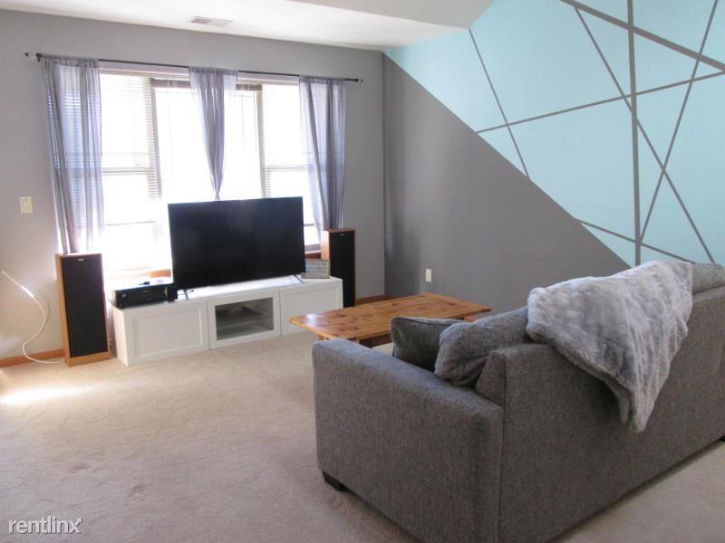 2933 W Drexel Ave - Photo 3 of 21