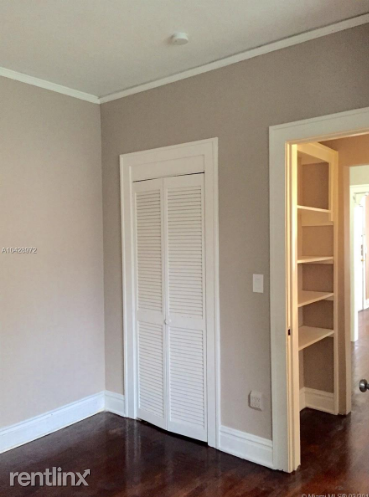 9405 W Flagler St - Photo 2 of 5