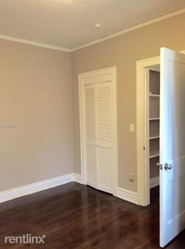 9405 W Flagler St - Photo 3 of 5