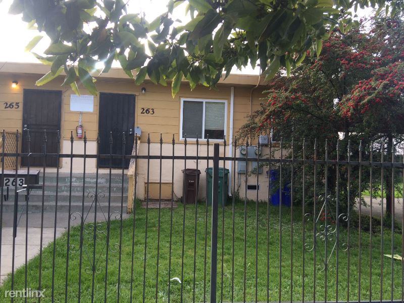 263 S 6th St - Photo 2 of 9