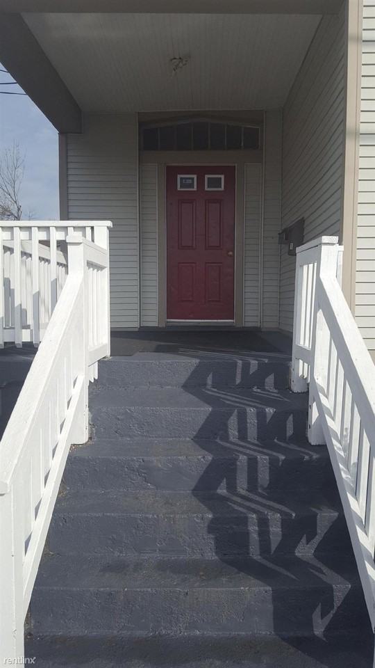 30 Pratt St - Photo 2 of 7