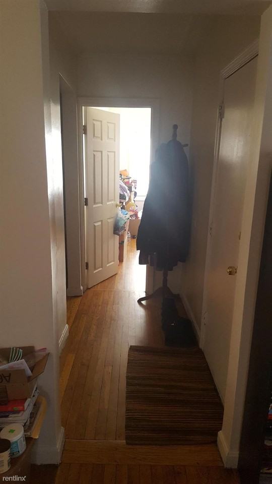 30 Pratt St - Photo 3 of 7