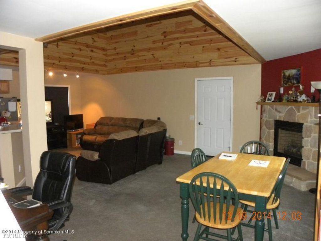 106 Dymond Terrace - Photo 2 of 5