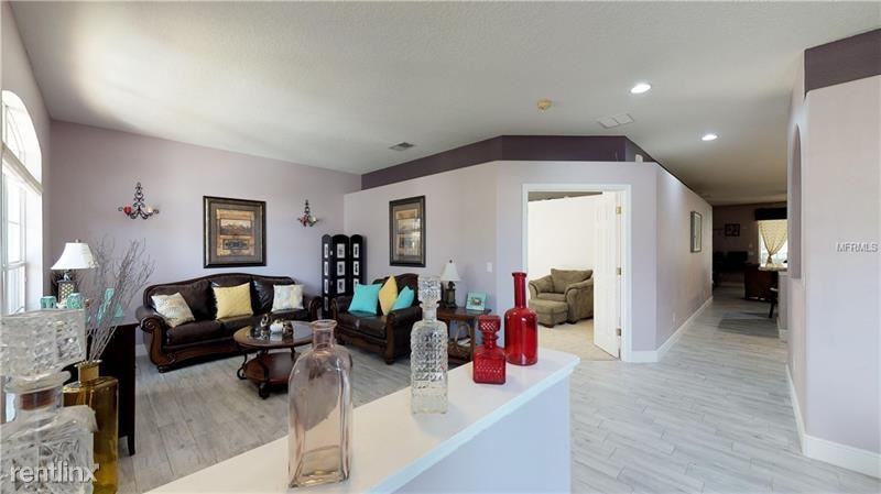 9632 Bay Pine Ln - Photo 2 of 10