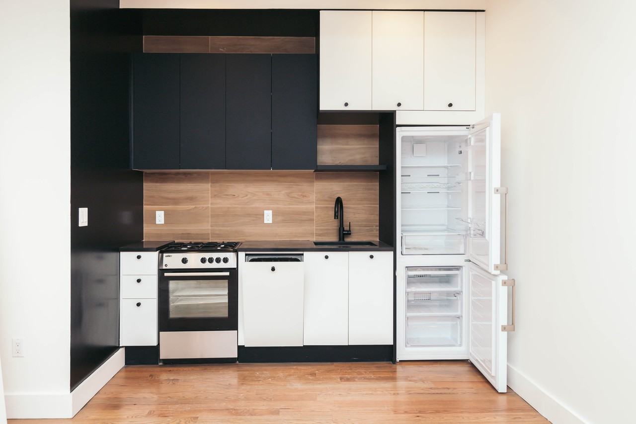 406 Cornelia Street #28GK