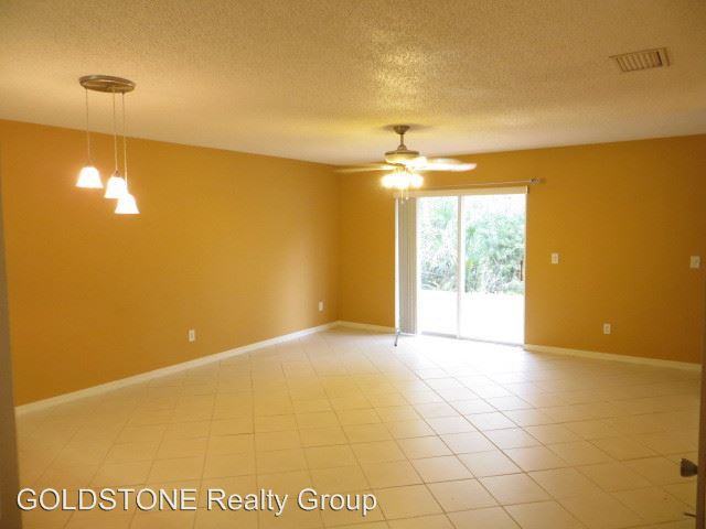 4312 Silver Falls Dr - Photo 3 of 18