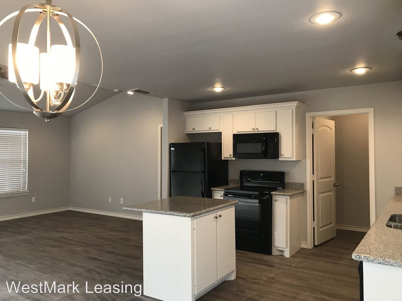 3913 N C R 1700 - Photo 3 of 17
