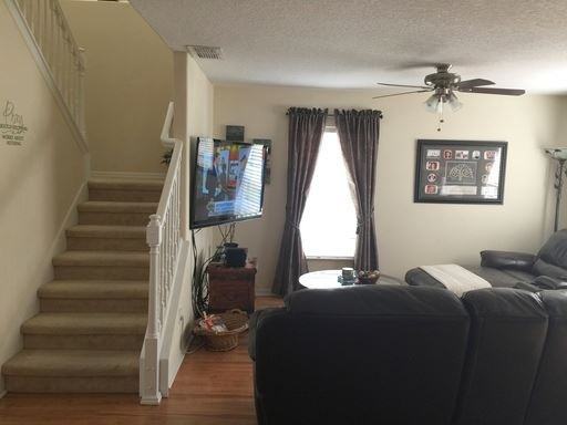 13668 Cygnus Dr - Photo 2 of 17