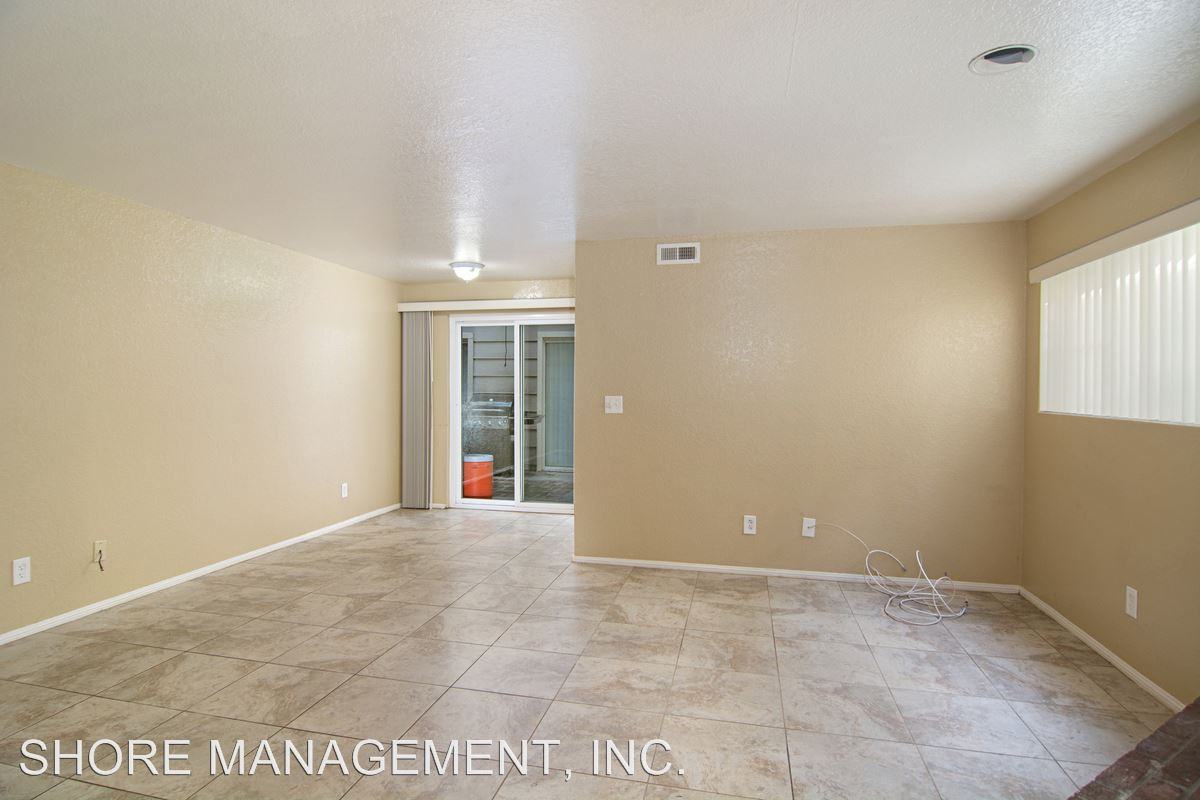 1119 Reed Ave #3 - Photo 2 of 13