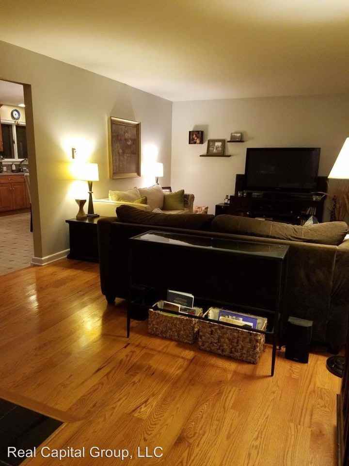 87 Oriole Ave - Photo 3 of 46