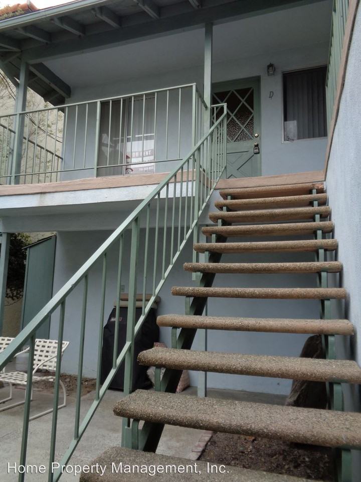 413 10th St - Photo 2 of 16