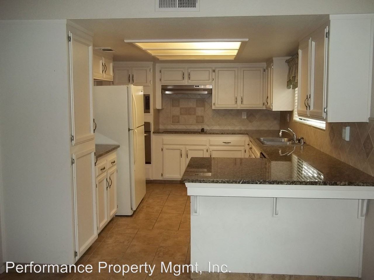 4727 E Alamos Ave #104A - Photo 2 of 18