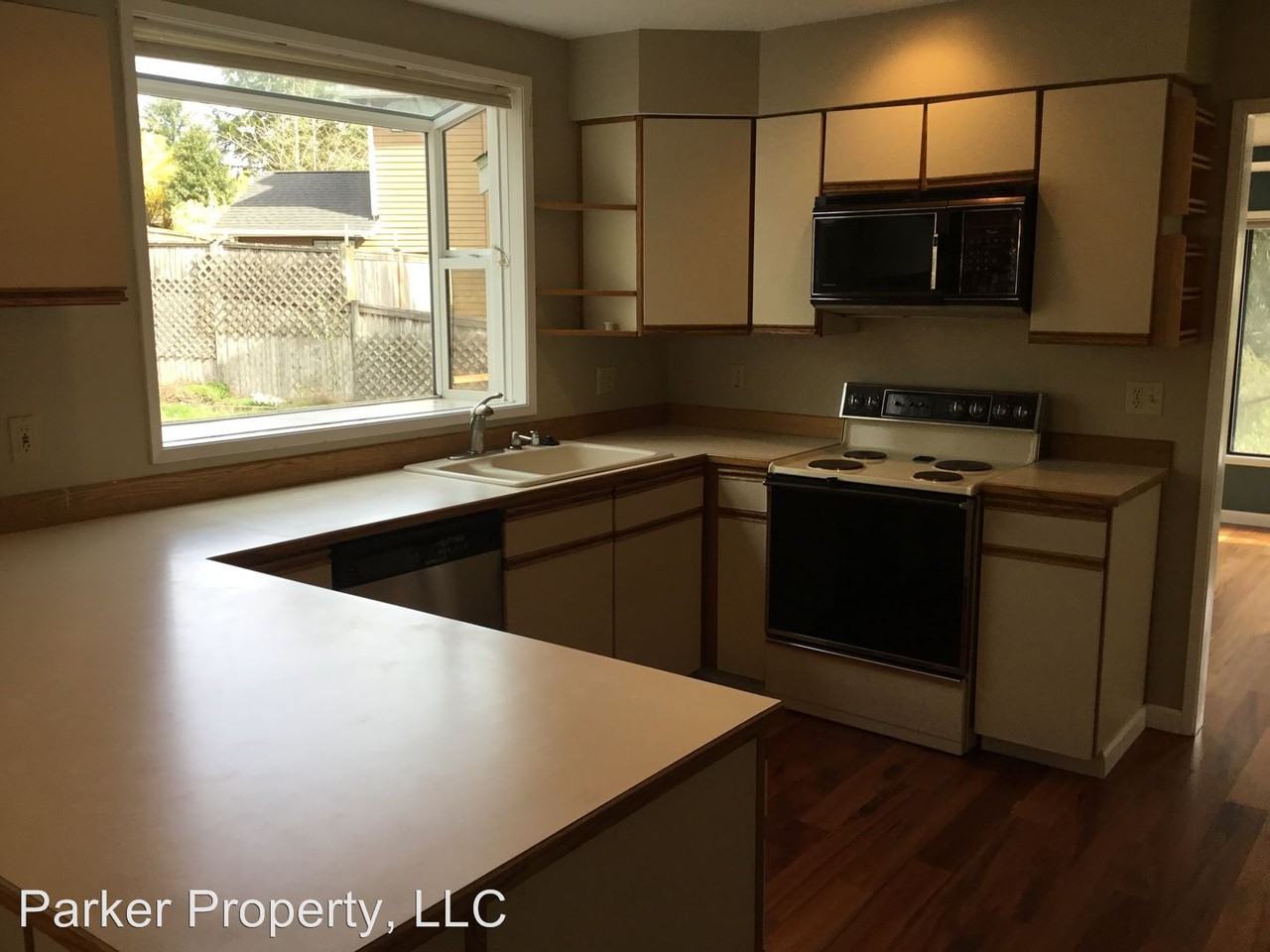 8531 129th Pl SE - Photo 3 of 17