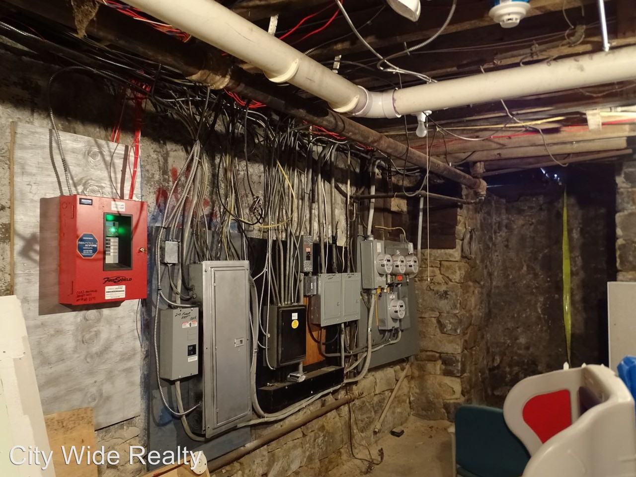 209-215 Fairmount Ave - Photo 2 of 15