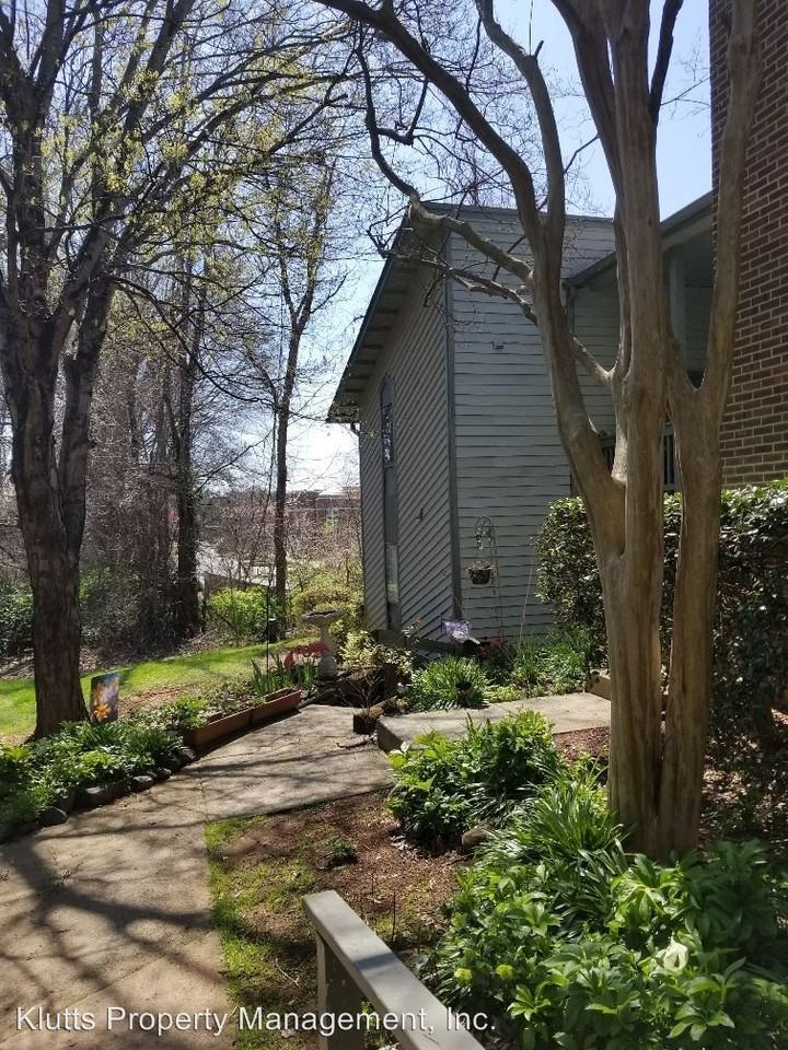 4942 Sardis Rd - Photo 2 of 18