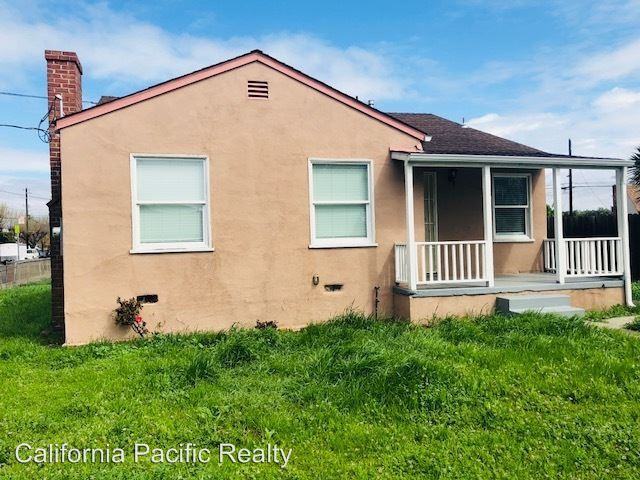 10904 Estepa Dr - Photo 2 of 24