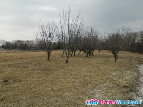 23048 Raccoon Rd - Photo 3 of 17