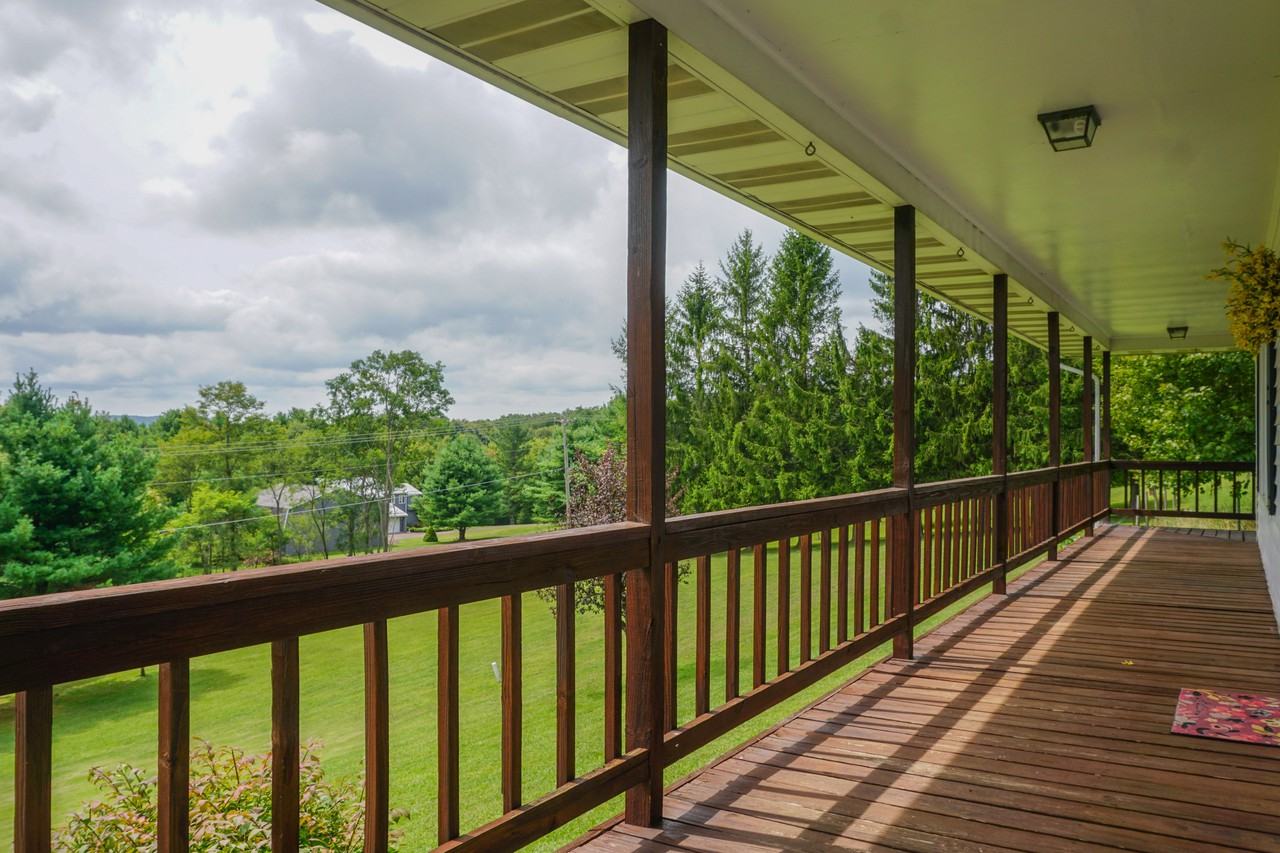 167 Sky Valley Rd - Photo 2 of 7