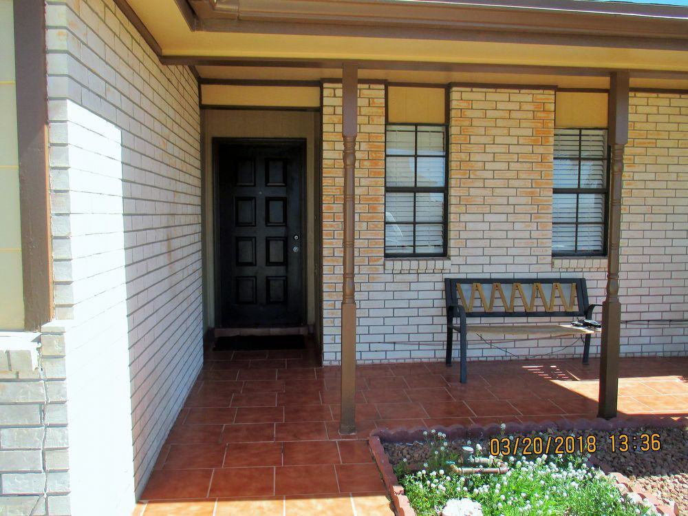 520 Woodbine Ln - Photo 3 of 30