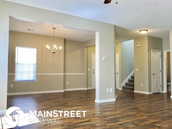 3302 Tiara Cir SW - Photo 3 of 14