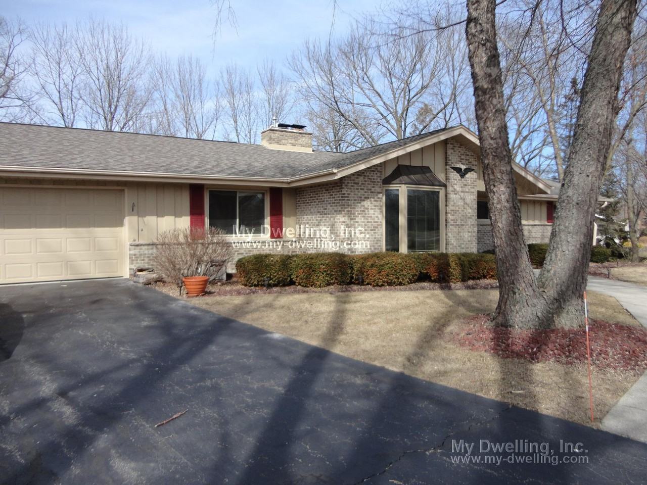 247 High Forest Dr - Photo 2 of 15