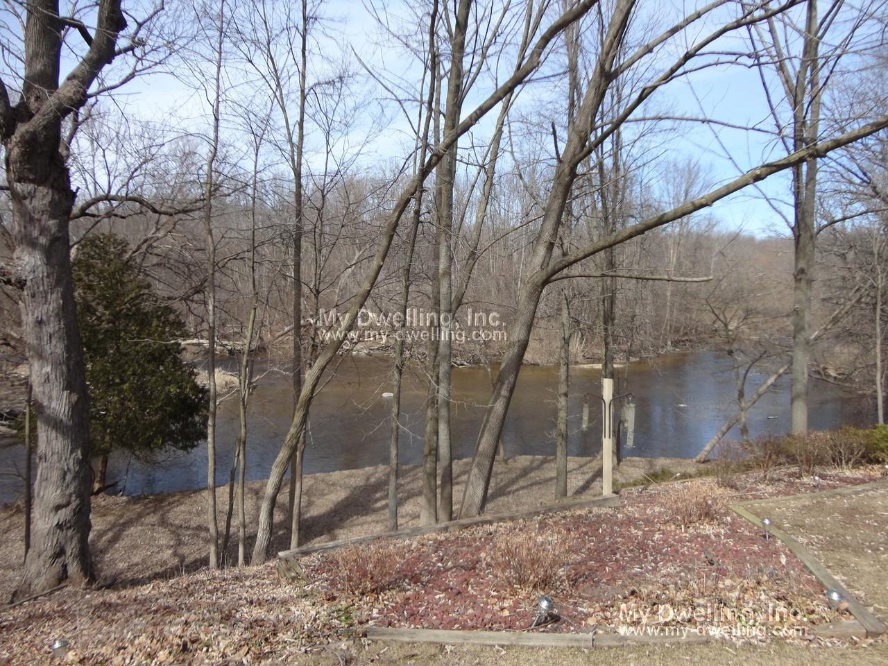 247 High Forest Dr - Photo 3 of 15