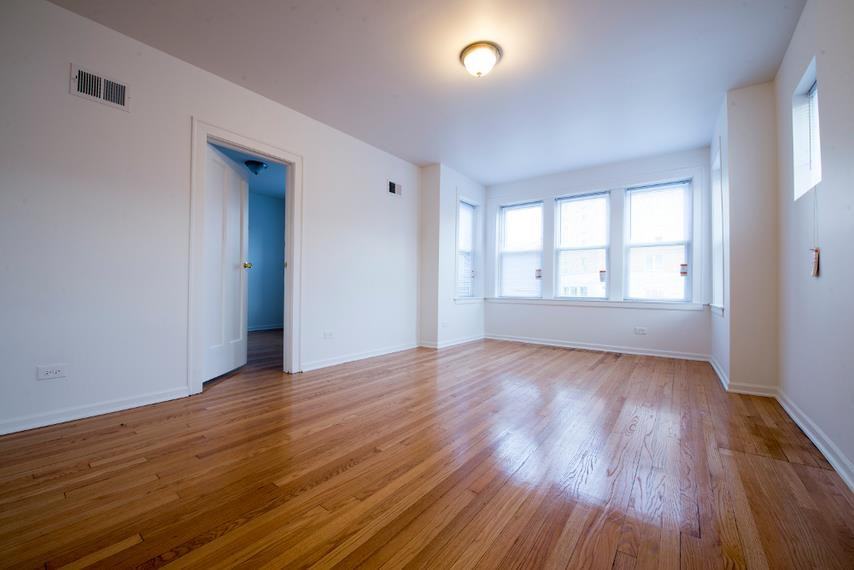 404 S 4th Ave - Photo 2 of 7