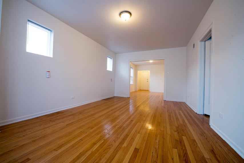 404 S 4th Ave - Photo 3 of 7