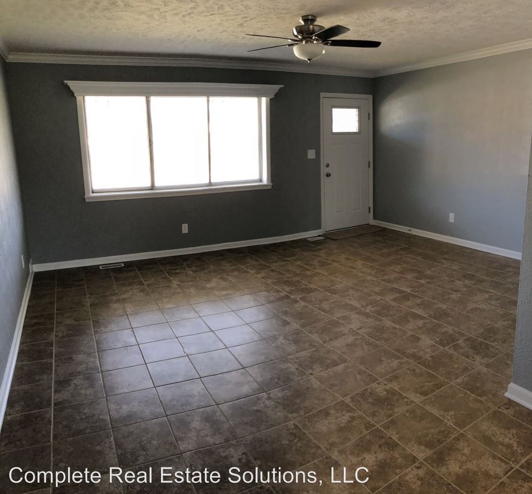4301 Cottage Ave - Photo 2 of 12