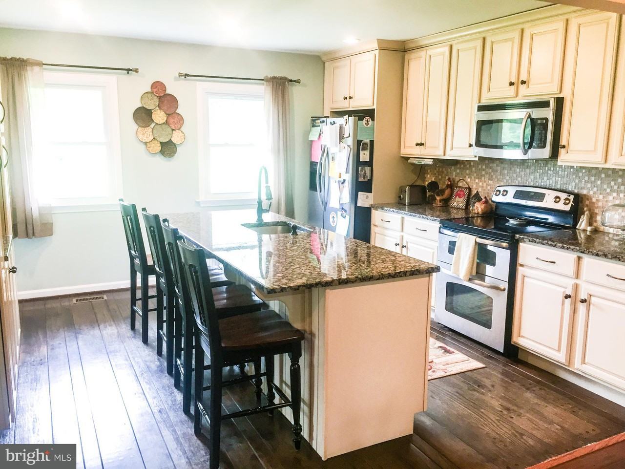 819 Klees Mill Rd - Photo 2 of 30