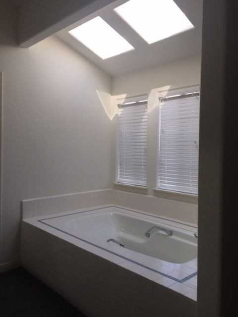 2513 W 227th St - Photo 3 of 9