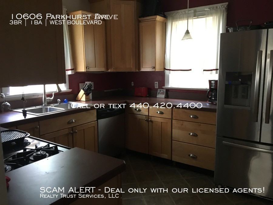 10606 Parkhurst Dr - Photo 3 of 7