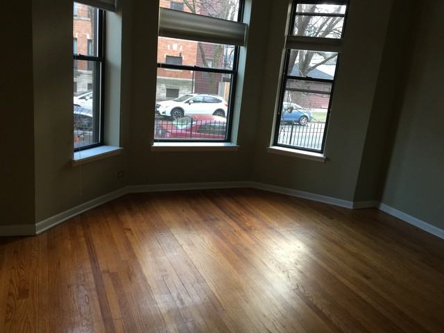 902 W Grace St #1 - Photo 2 of 10