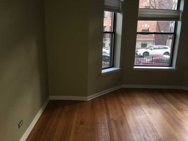 902 W Grace St #1 - Photo 3 of 10