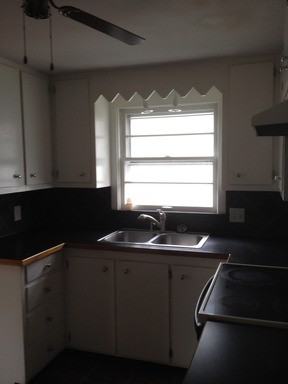 4828 Webster St - Photo 3 of 7