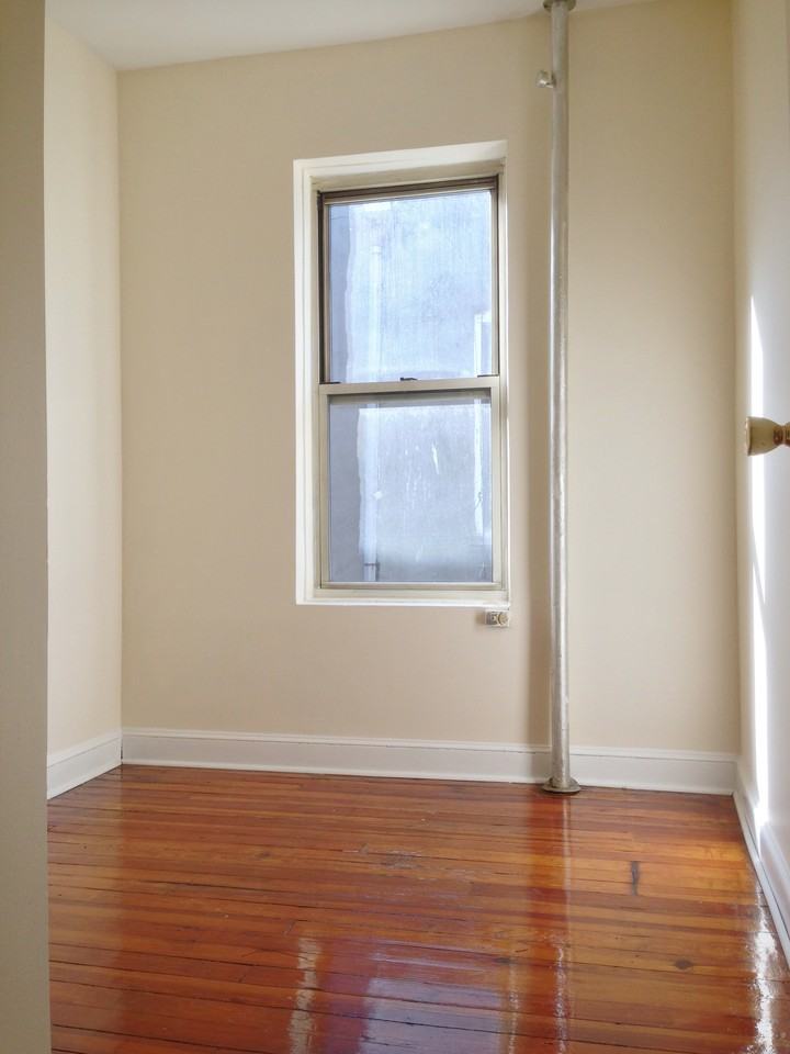 3151 Broadway - Photo 3 of 7