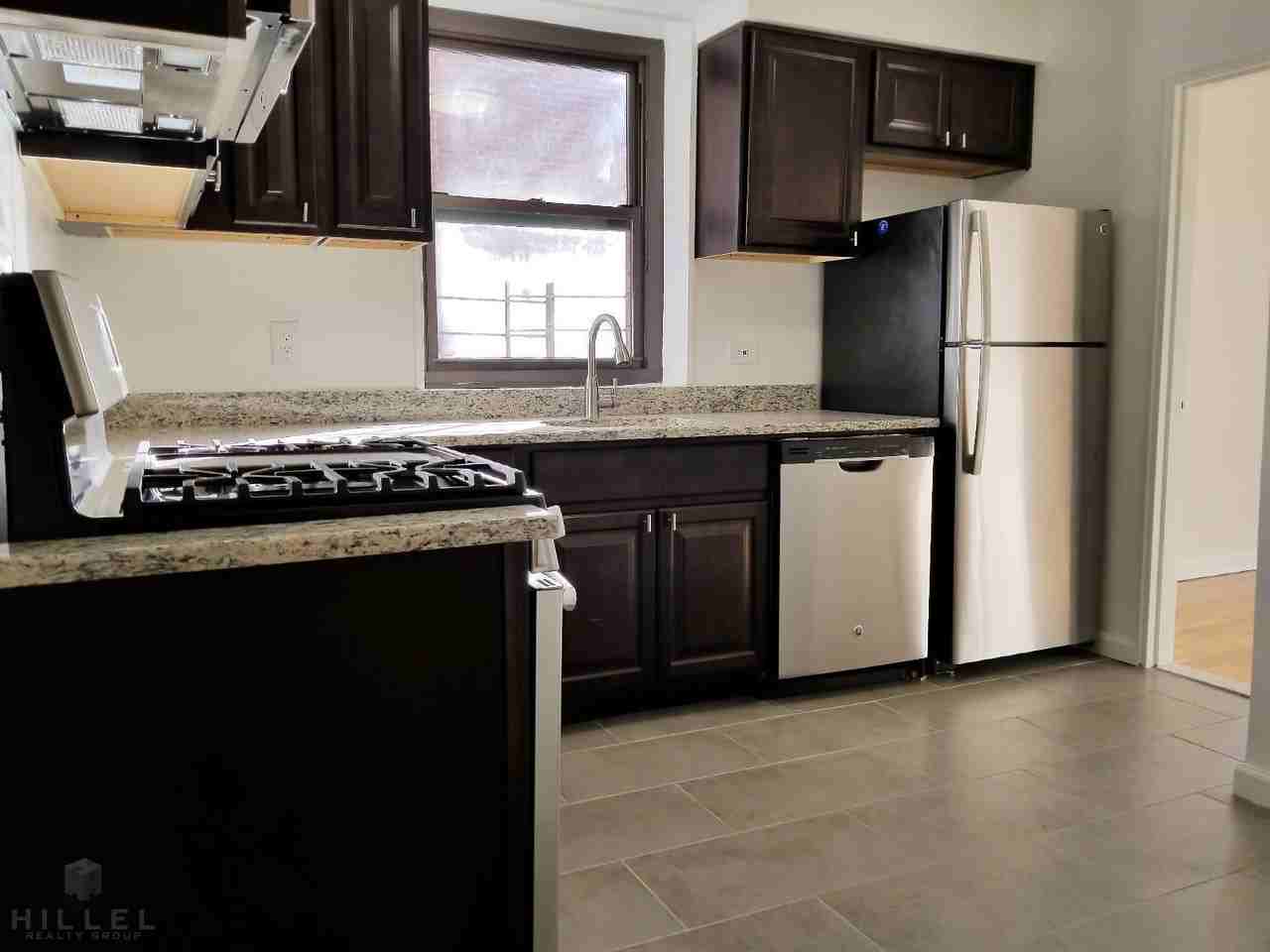 34-15 Parsons Blvd #4O