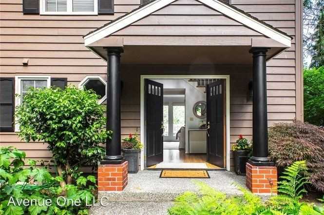 3316 Evergreen Point Rd - Photo 2 of 25