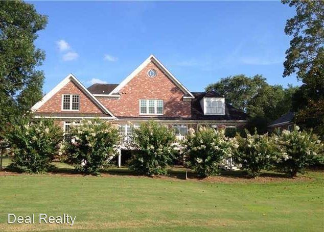 215 Muirfield Ln - Photo 2 of 17