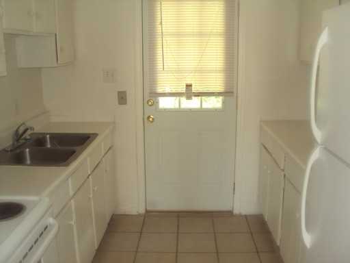 1261 Maple St - Photo 3 of 5